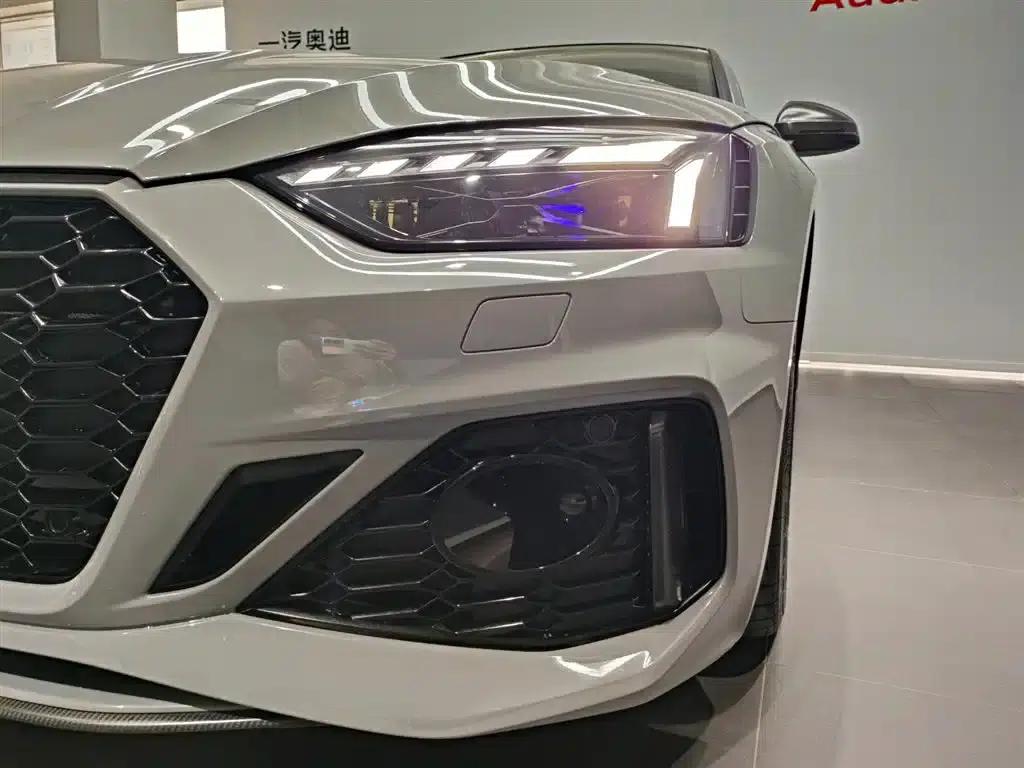 Audi RS 5 2023 RS 5 2.9T Sportback Dark Gold Edition — миниатюра 26