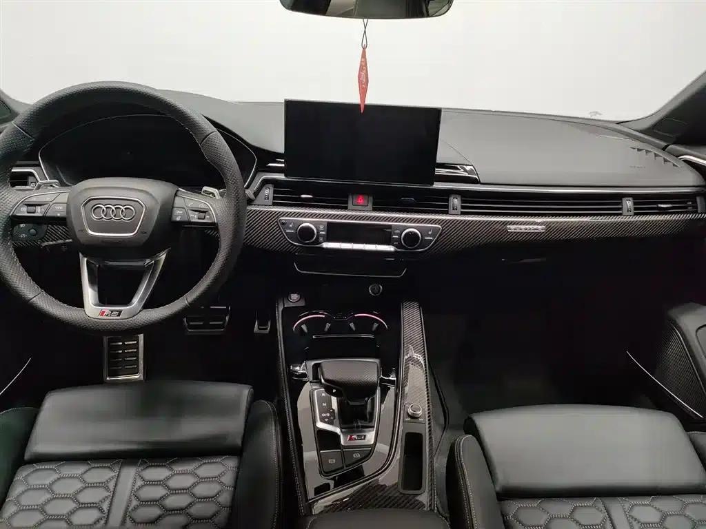 Audi RS 5 2023 RS 5 2.9T Sportback Dark Gold Edition — миниатюра 6