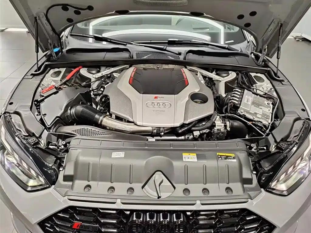 Audi RS 5 2023 RS 5 2.9T Sportback Dark Gold Edition — миниатюра 8