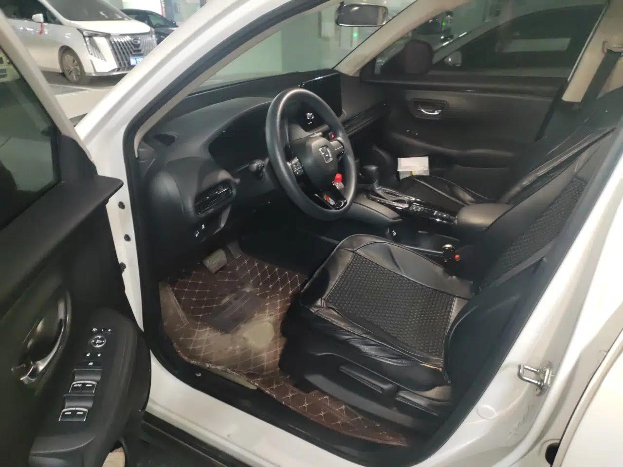 Honda HR-V 2023 240TURBO Enjoyment Edition — миниатюра 17