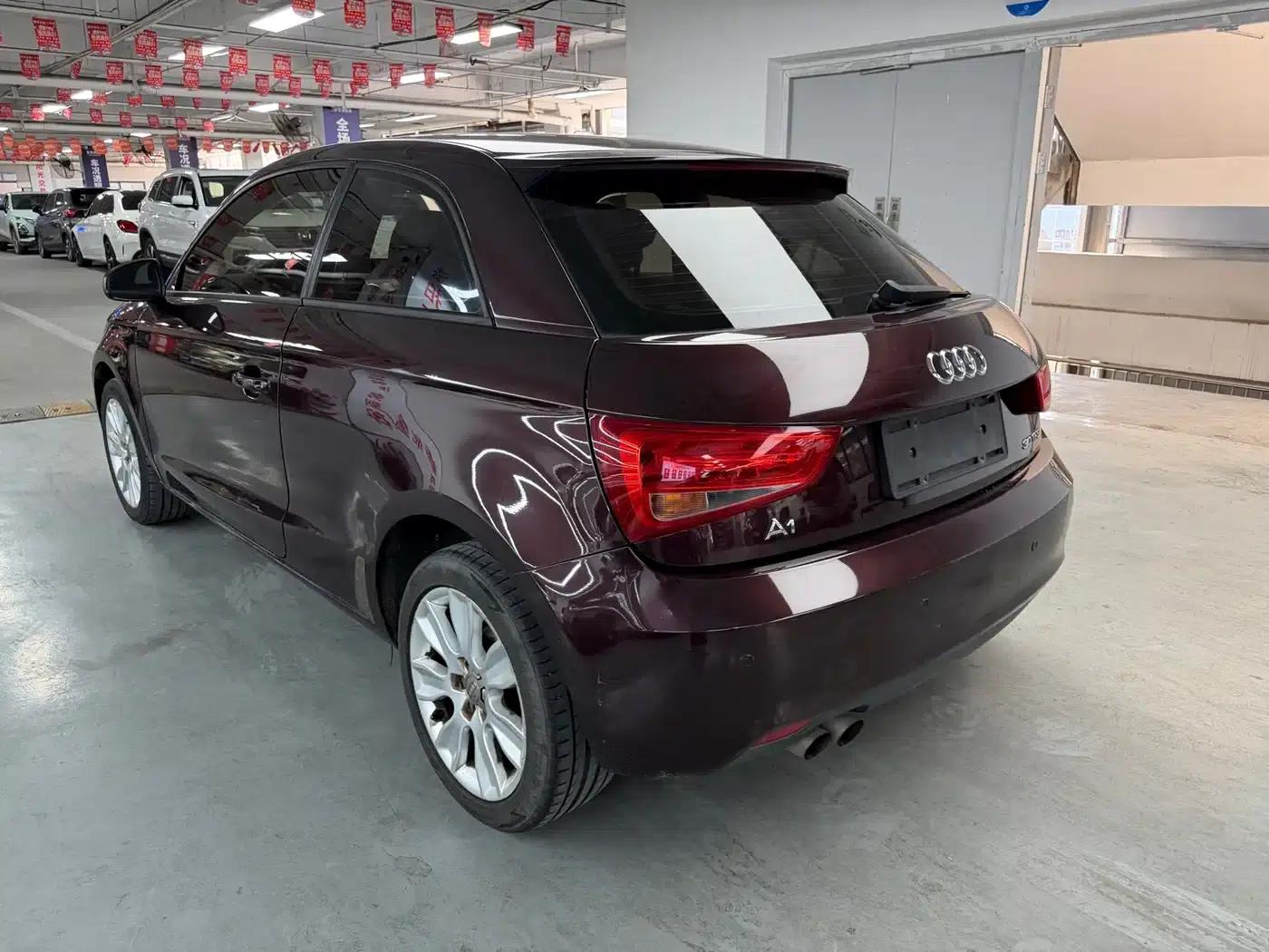 Audi A1 2012 1.4 TFSI Urban — миниатюра 11
