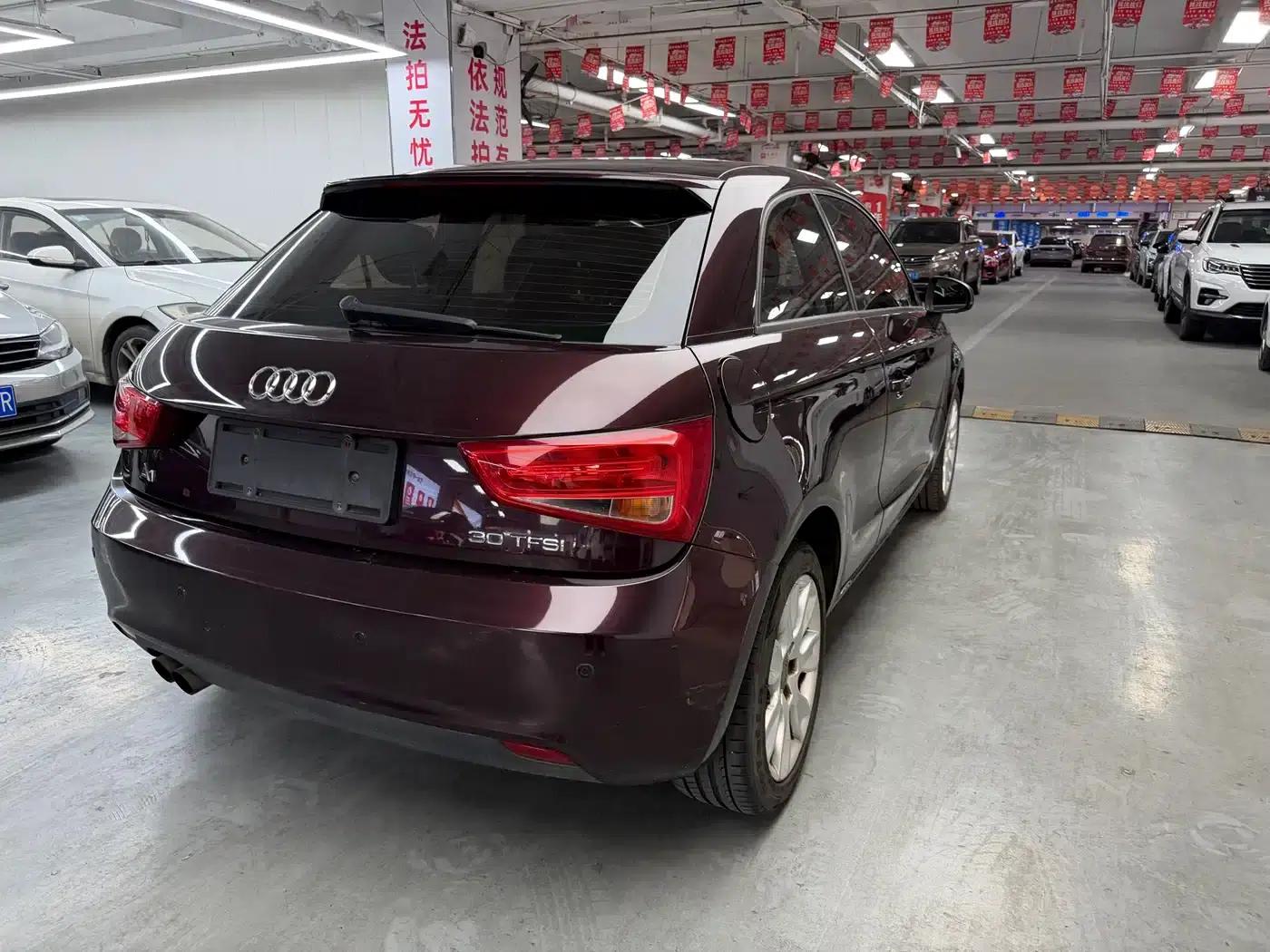 Audi A1 2012 1.4 TFSI Urban — миниатюра 9