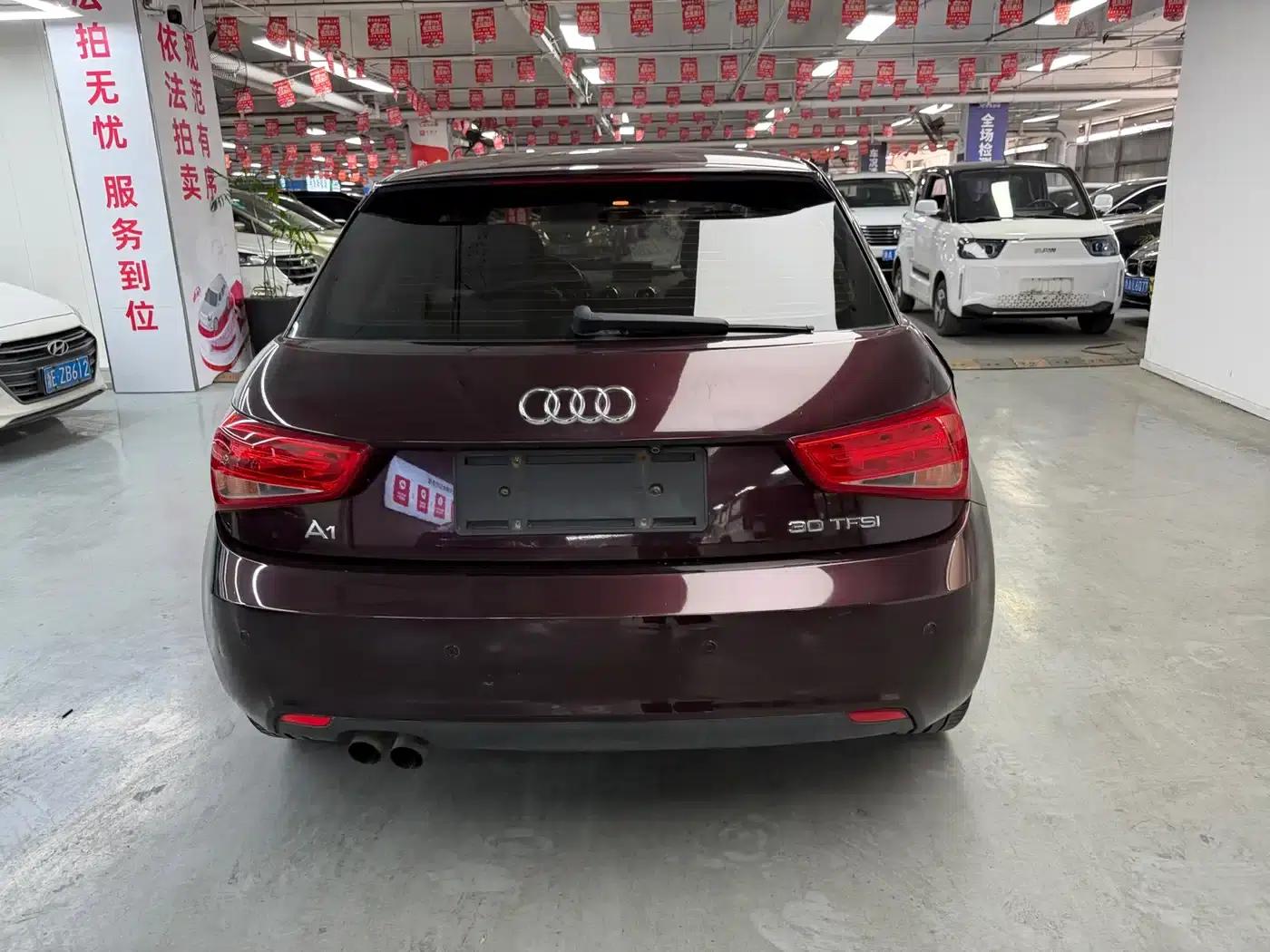 Audi A1 2012 1.4 TFSI Urban — миниатюра 10