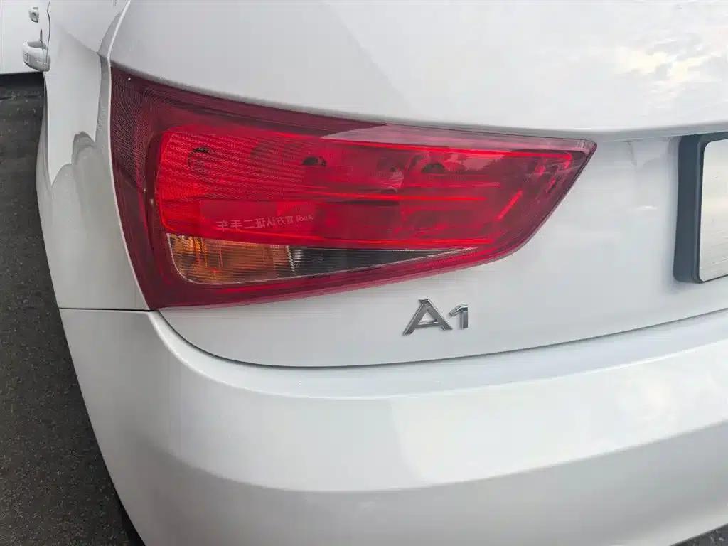 2013 Audi A1 30 TFSI Sportback Urban — миниатюра 16