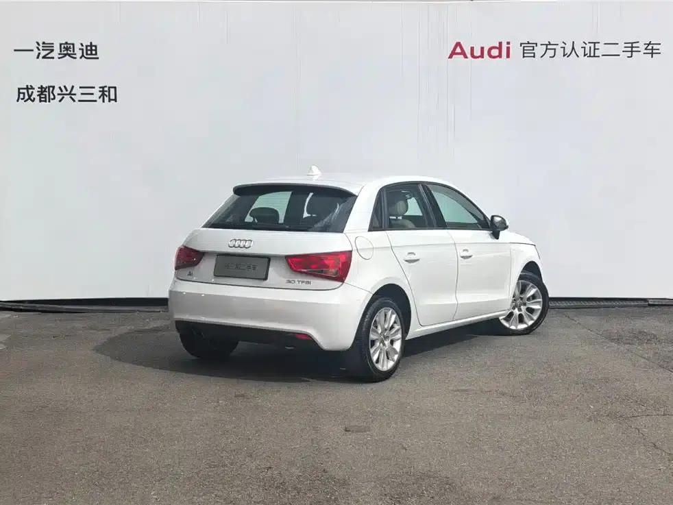 2013 Audi A1 30 TFSI Sportback Urban — миниатюра 4