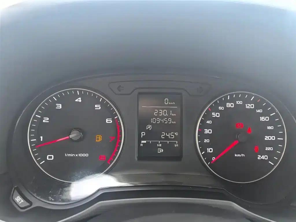 2013 Audi A1 30 TFSI Sportback Urban — миниатюра 6