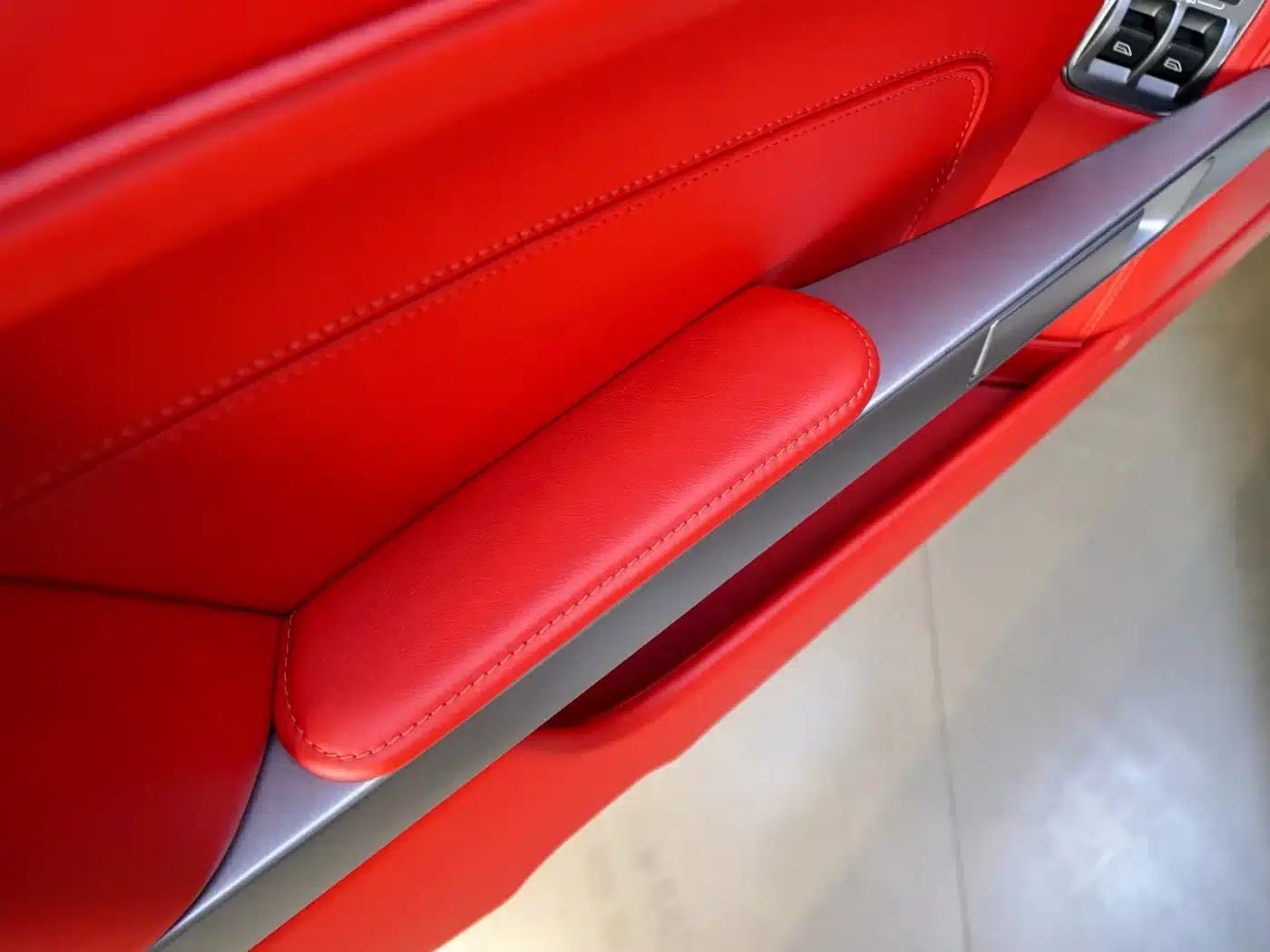 Aston Martin DB9 2013 6.0L Coupe — миниатюра 12