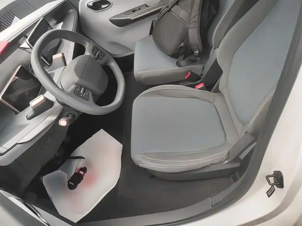 Baojun E200 2020 Model 305KM Smart Edition — миниатюра 15