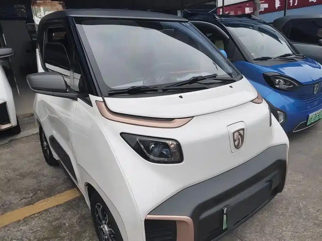 Baojun E200 2020 Model 305KM Smart Edition — миниатюра 4