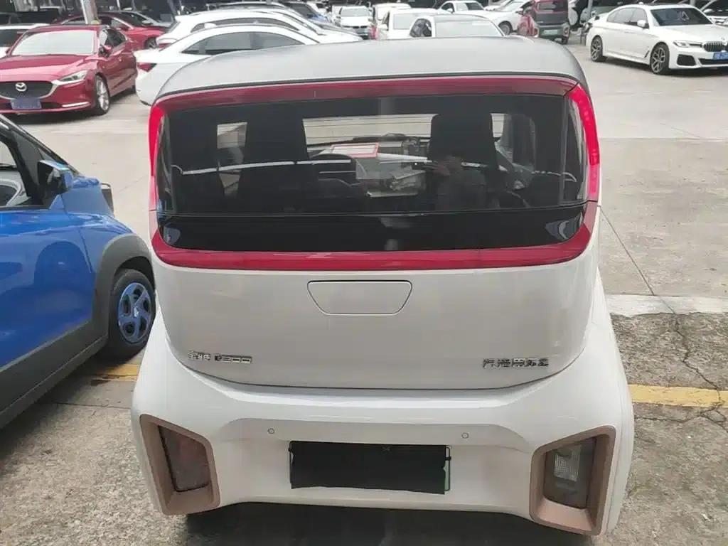 Baojun E200 2020 Model 305KM Smart Edition — миниатюра 6