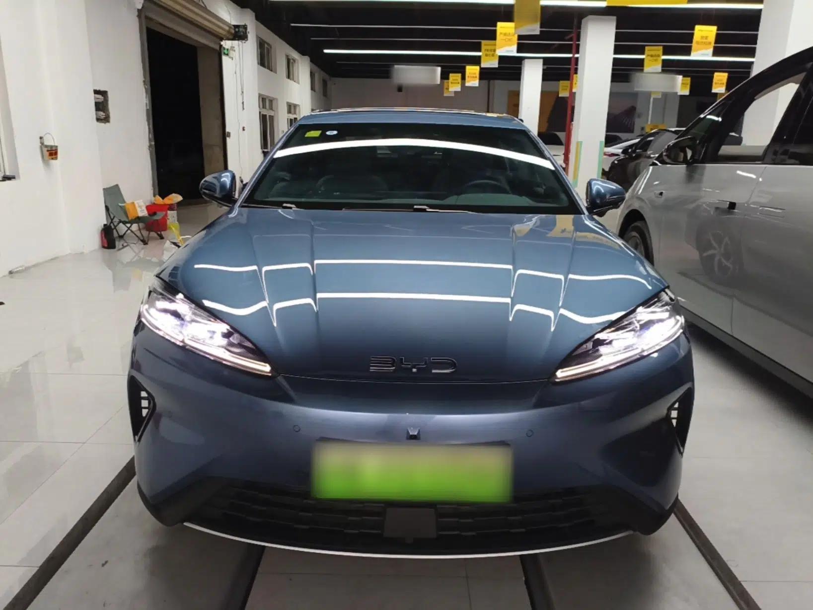 BYD Seal 07 DM-i 2026 DM-i 1.5T 230km Prestige Edition — миниатюра 2