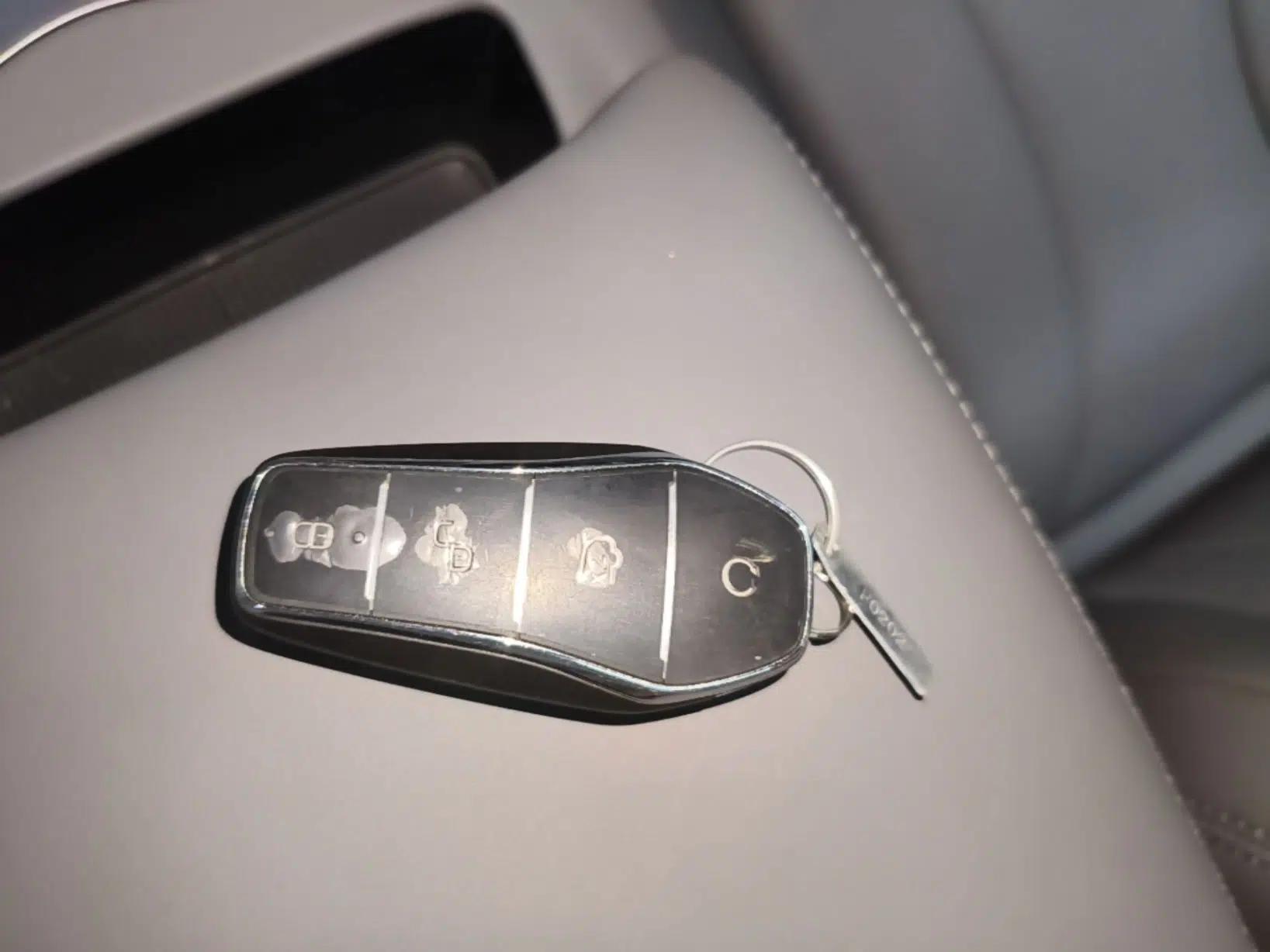 BYD Seal 07 DM-i 2026 DM-i 1.5T 230km Prestige Edition — миниатюра 12