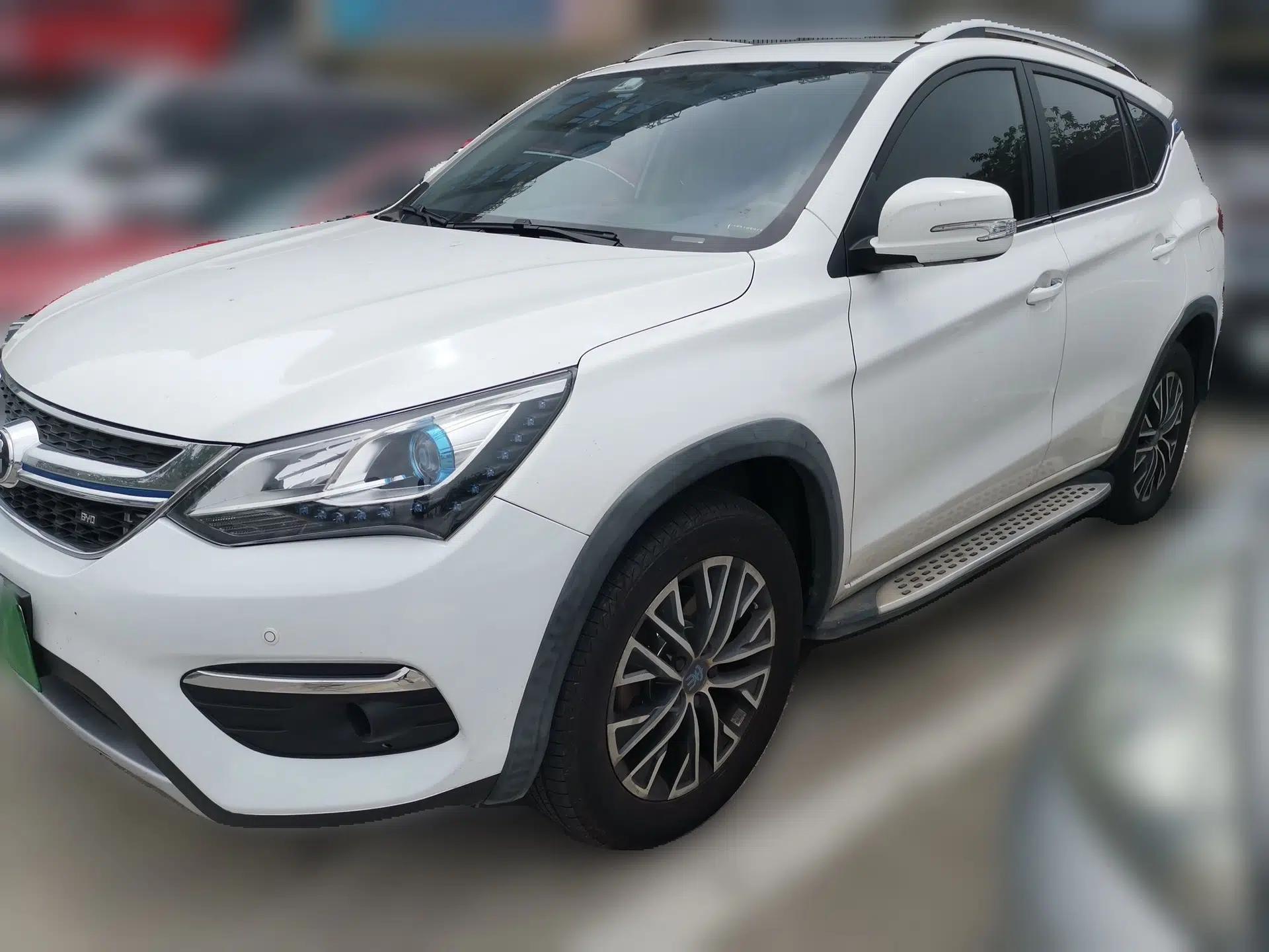 BYD Song New Energy 2017 Song DM 1.5TID All-Wheel Drive Luxury Model — миниатюра 1