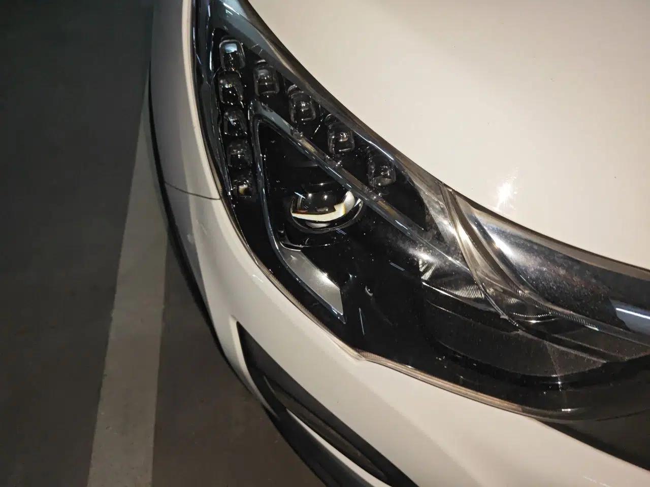 BYD Yuan 2017 1.5L Automatic Cool & Connected Model — миниатюра 7