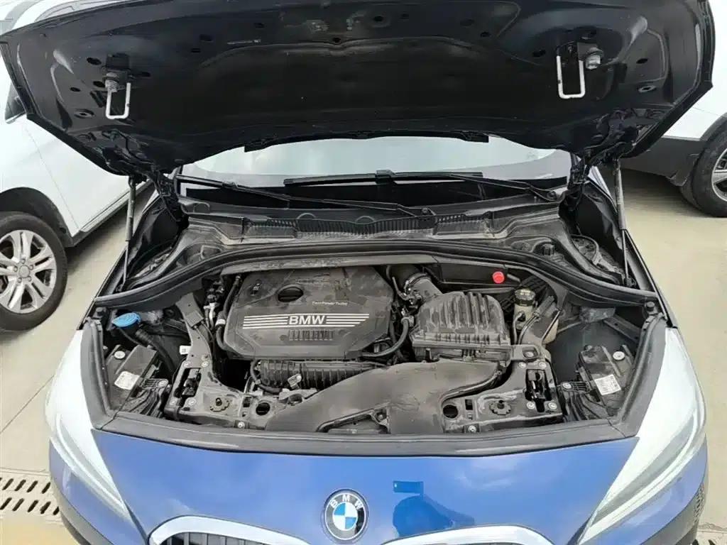 BMW 2 Series Gran Tourer 2019 220i Leading Edition — миниатюра 20