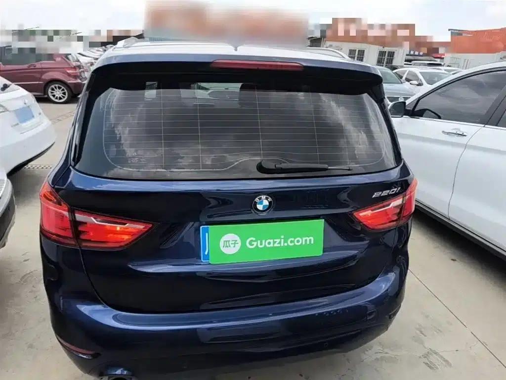 BMW 2 Series Gran Tourer 2019 220i Leading Edition — миниатюра 6
