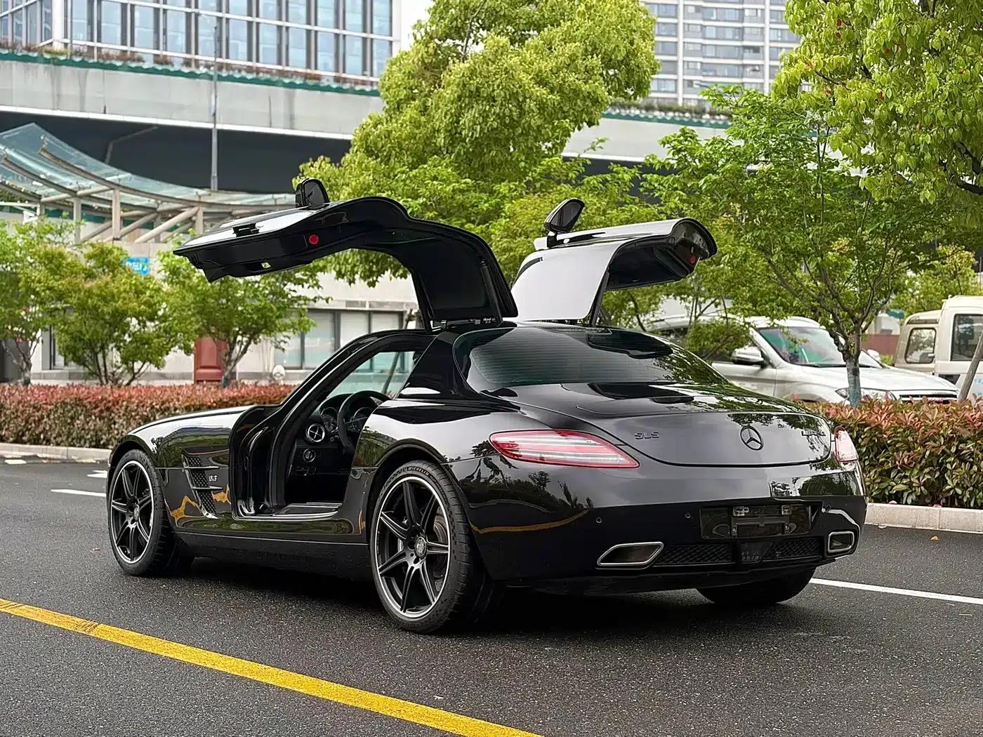 2011 Mercedes-Benz SLS AMG — миниатюра 5