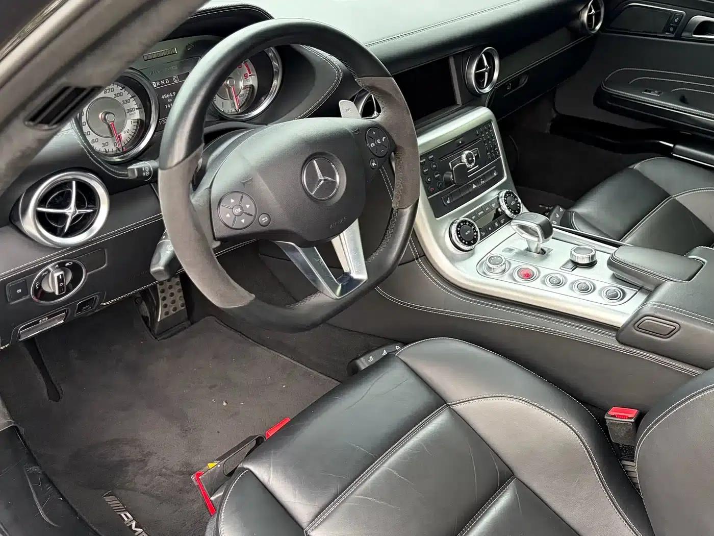 2011 Mercedes-Benz SLS AMG — миниатюра 7