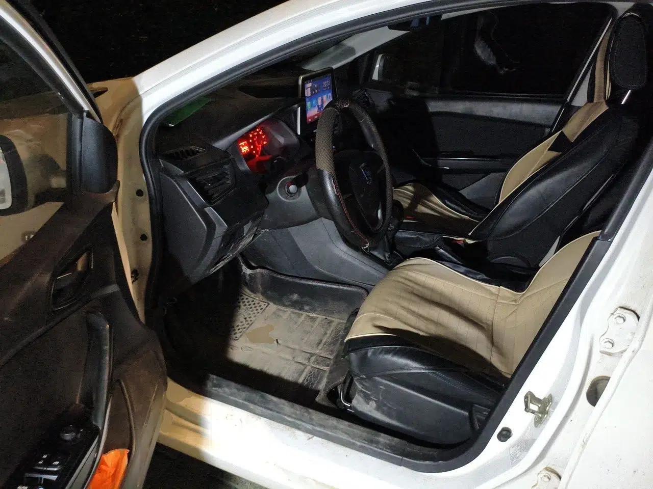 Baojun 310 2016 1.2L manual Comfort trim level — миниатюра 17