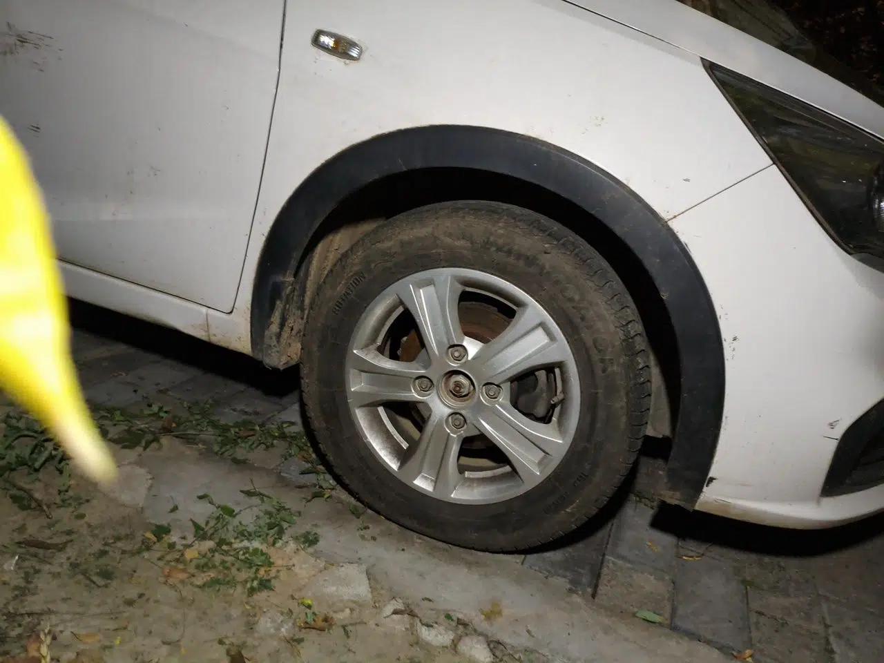 Baojun 310 2016 1.2L manual Comfort trim level — миниатюра 8
