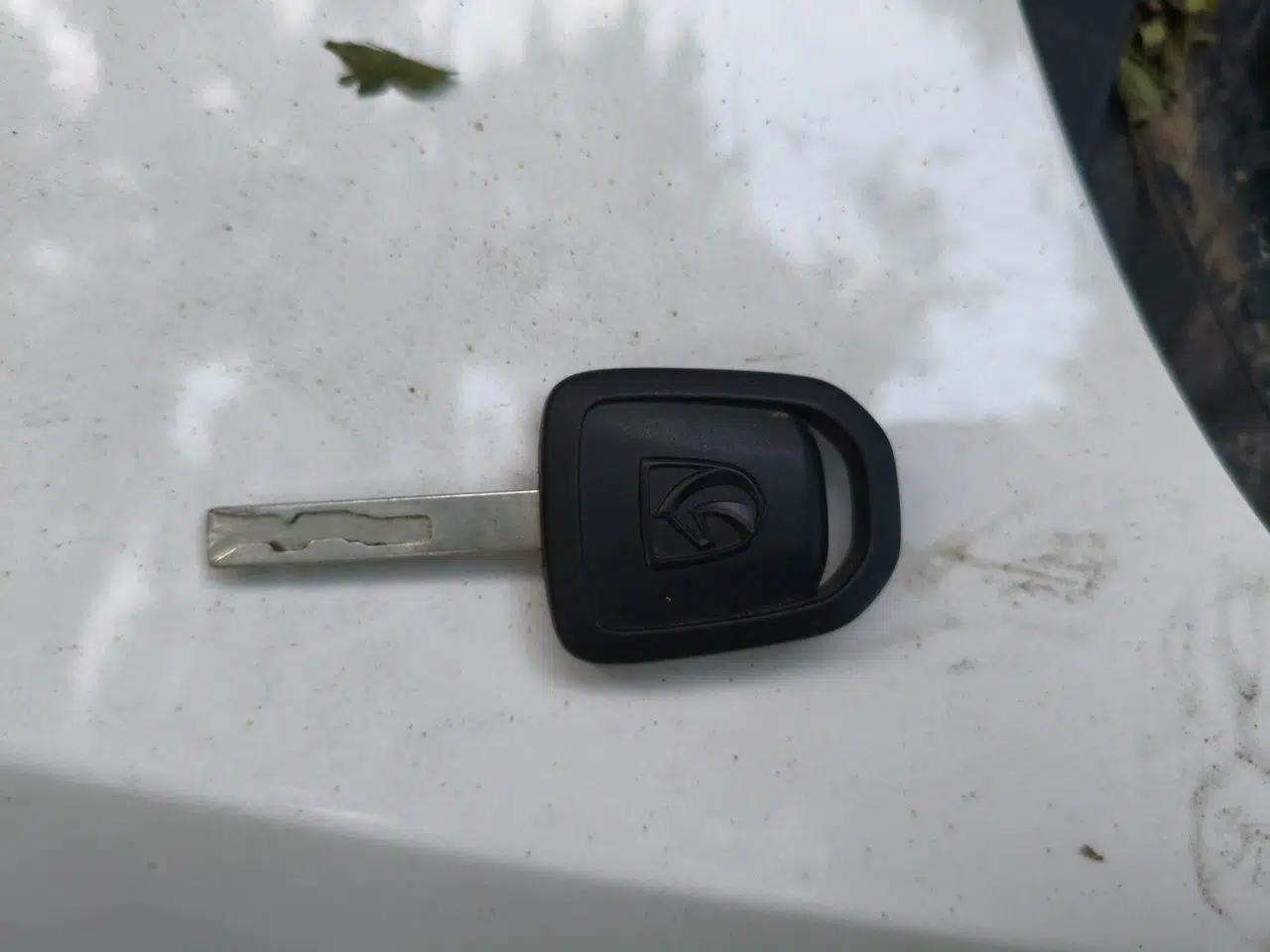 Baojun 310 2016 1.2L manual Comfort trim level — миниатюра 9