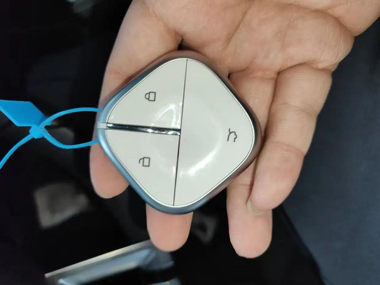 Baojun Spark EUV 2026 301km Flagship Edition — миниатюра 12