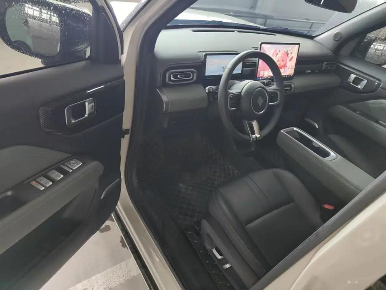 Baojun Spark EUV 2026 301km Flagship Edition — миниатюра 19