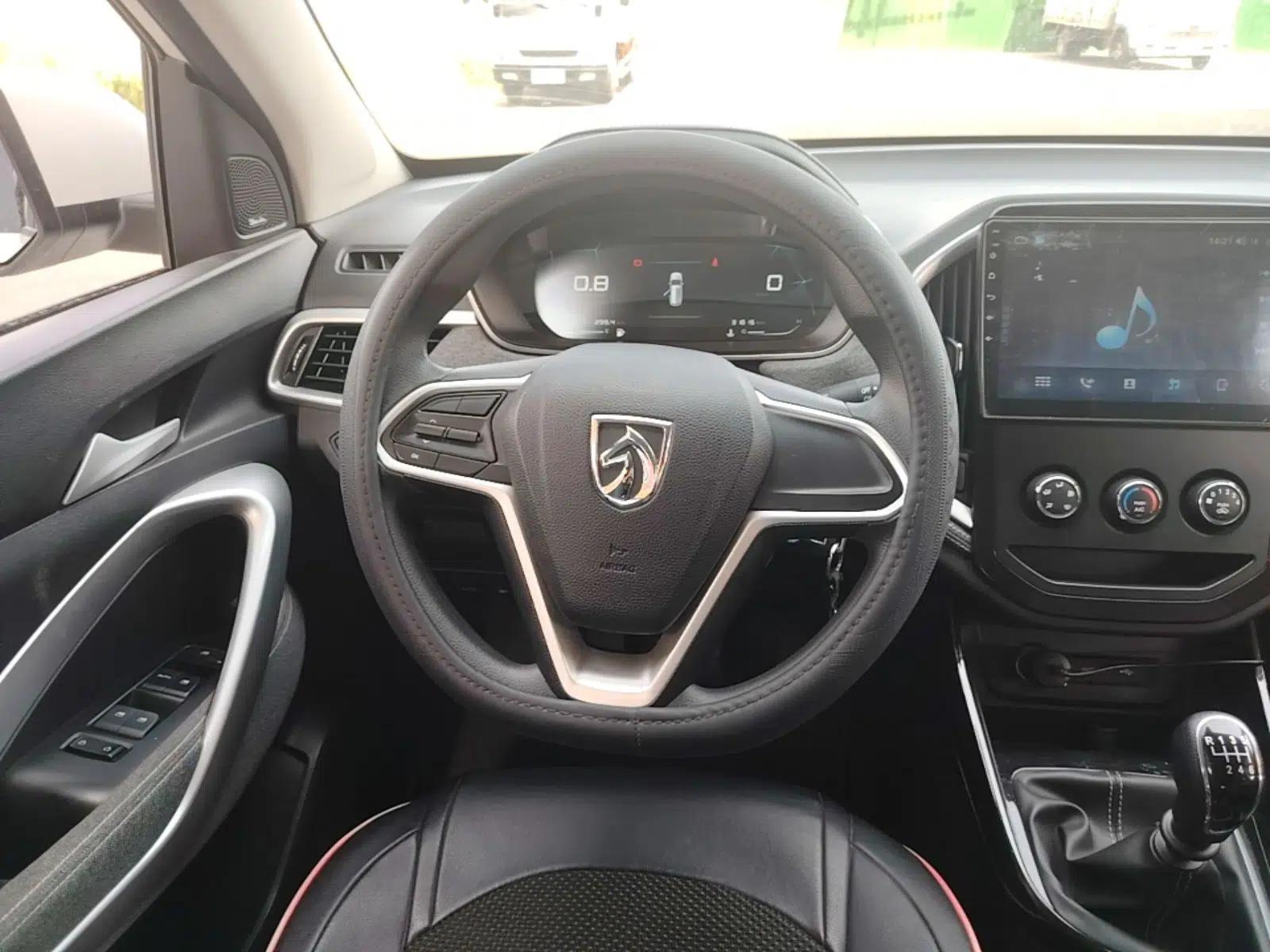 Baojun 530 2020 1.5T Manual Comfort Version 6 Seats — миниатюра 14