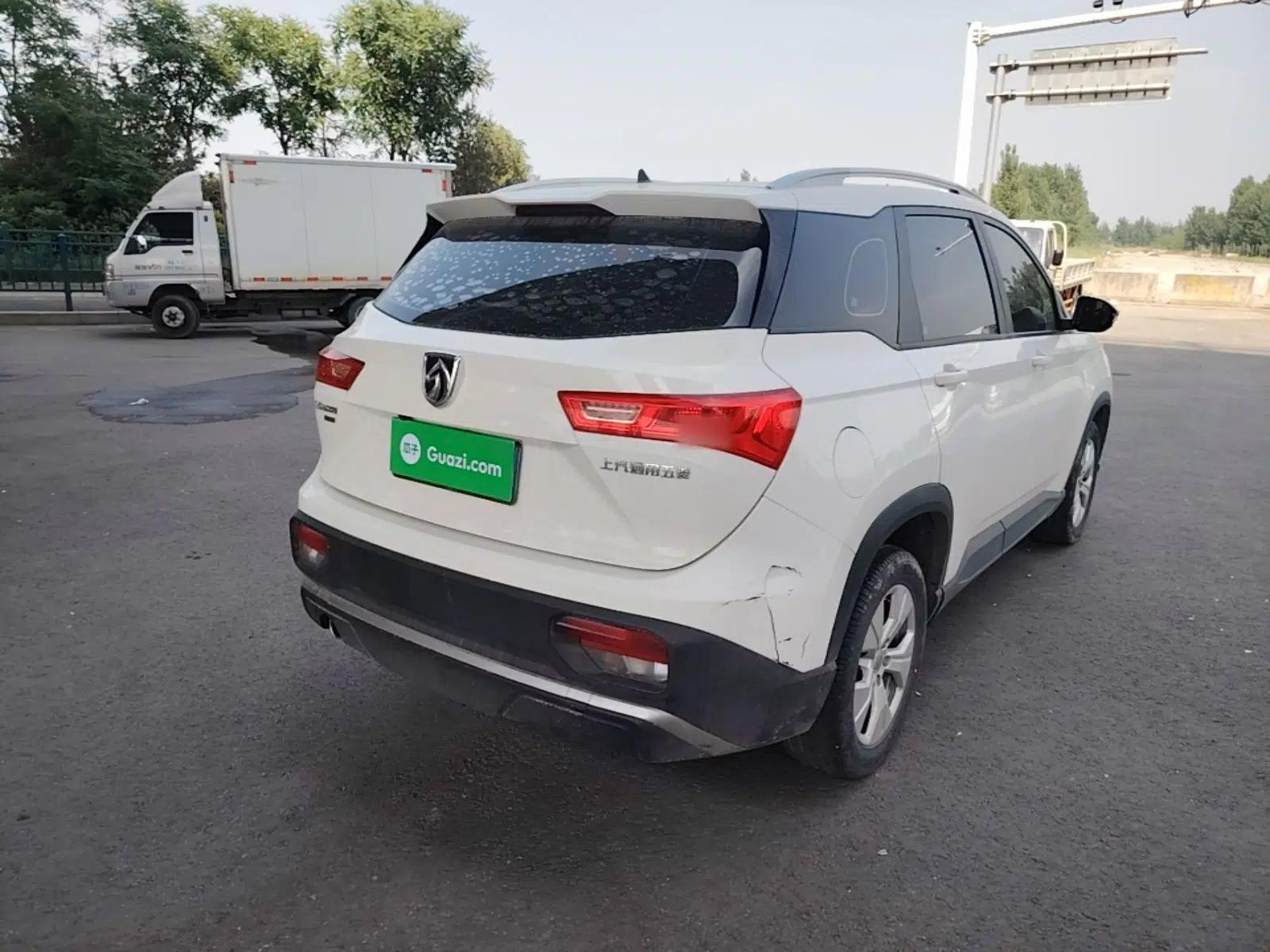 Baojun 530 2020 1.5T Manual Comfort Version 6 Seats — миниатюра 6
