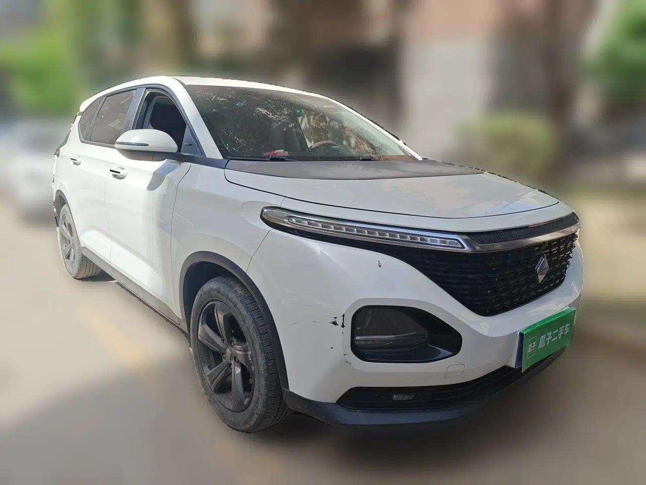 Baojun RM-5 2019 1.5T Manual Elite Version with 24-Hour Online Service 6 Seats — миниатюра 3