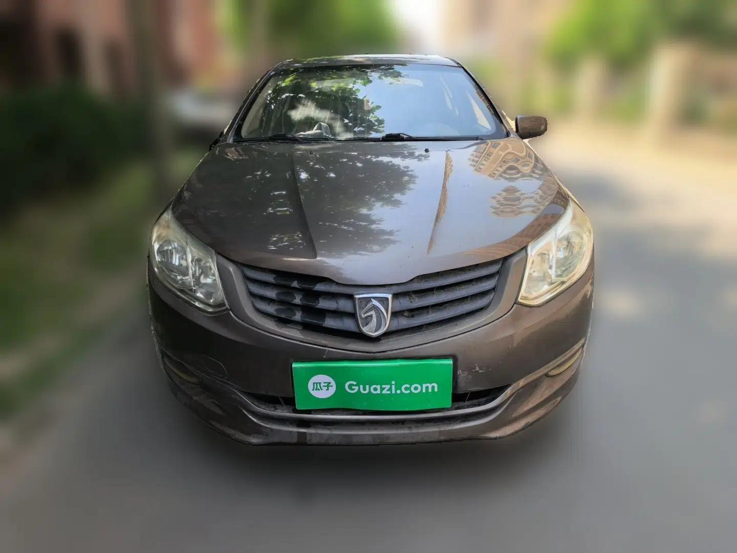Baojun 630 2011 1.5L manual Comfort trim level — миниатюра 2