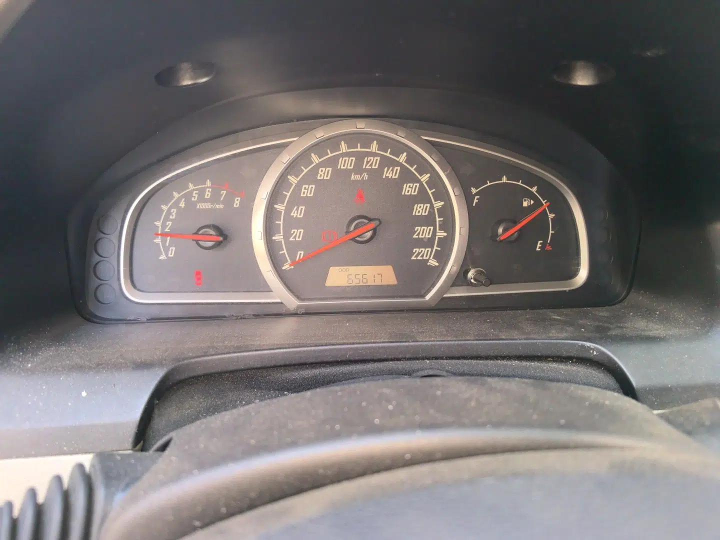 Baojun 630 2011 1.5L manual Comfort trim level — миниатюра 12