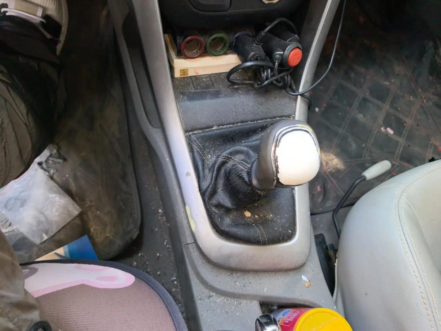 Baojun 630 2011 1.5L manual Comfort trim level — миниатюра 15