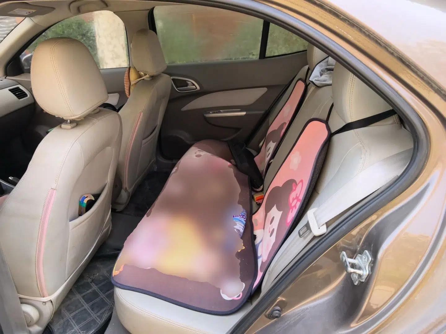 Baojun 630 2011 1.5L manual Comfort trim level — миниатюра 18
