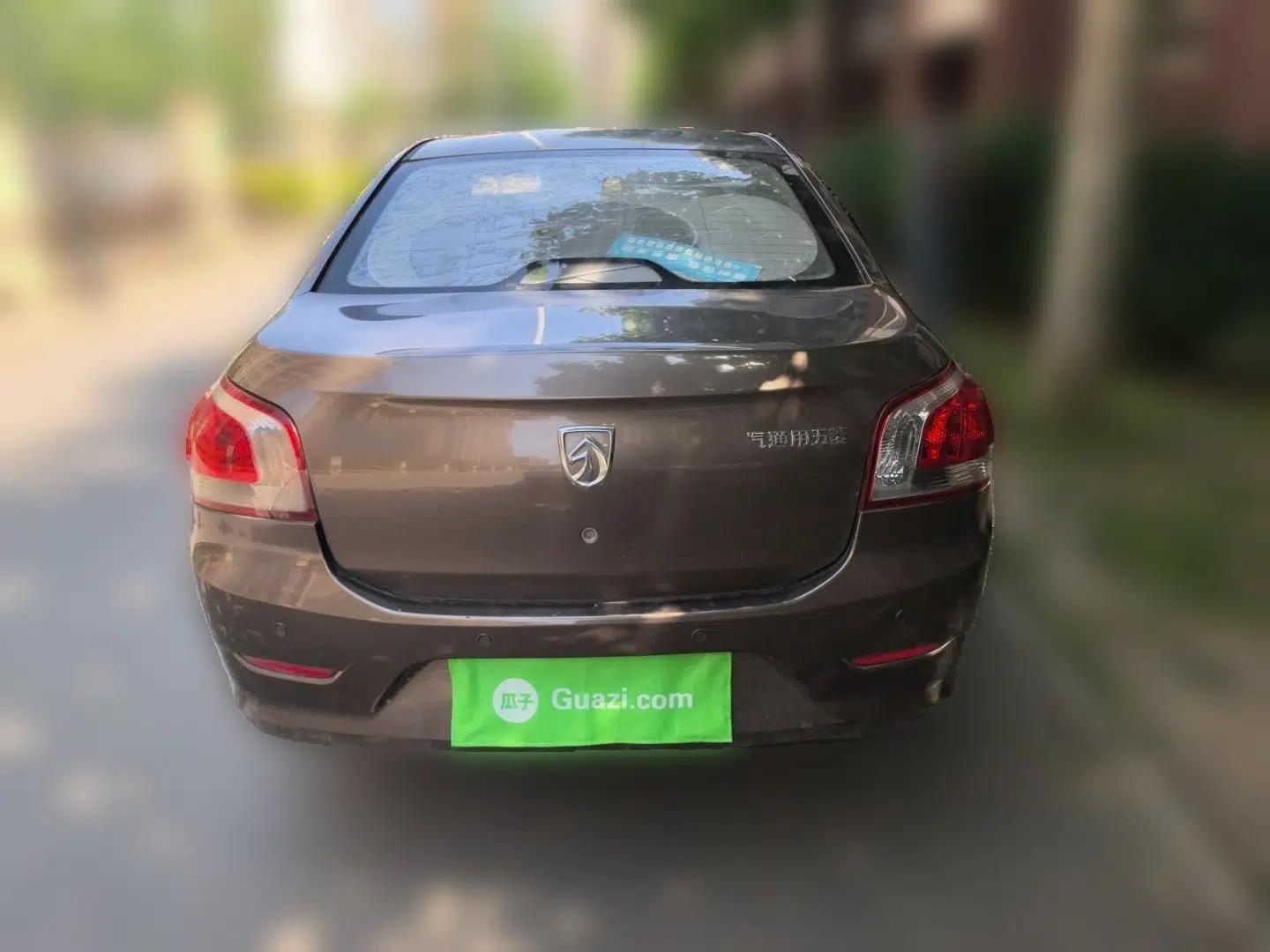 Baojun 630 2011 1.5L manual Comfort trim level — миниатюра 5