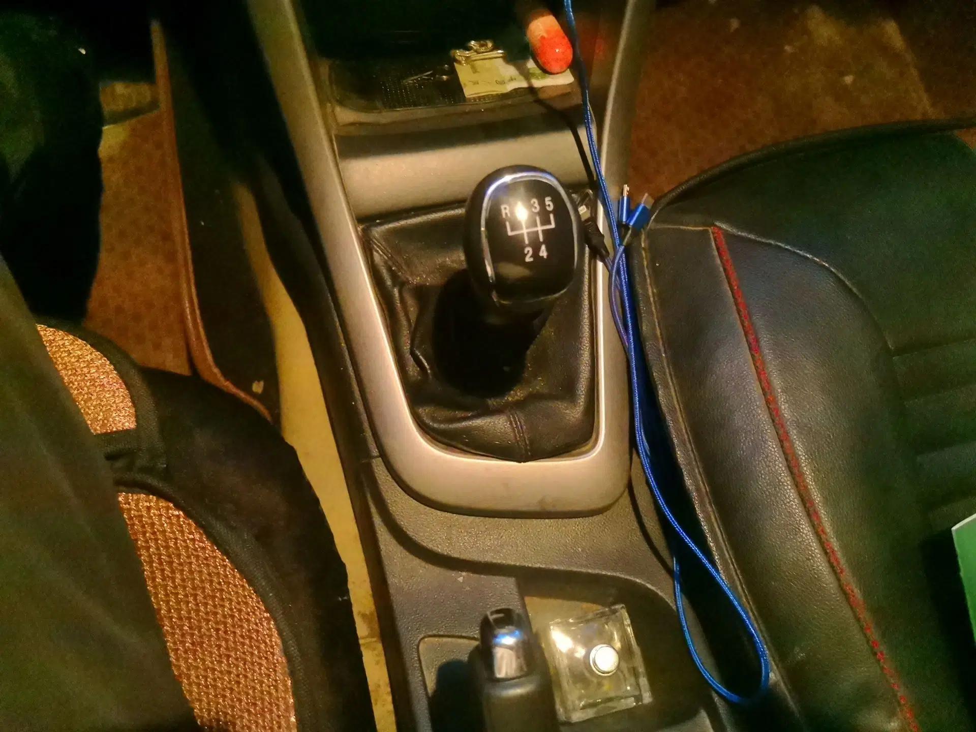 Baojun 630 2013 1.5L manual Comfort trim — миниатюра 15