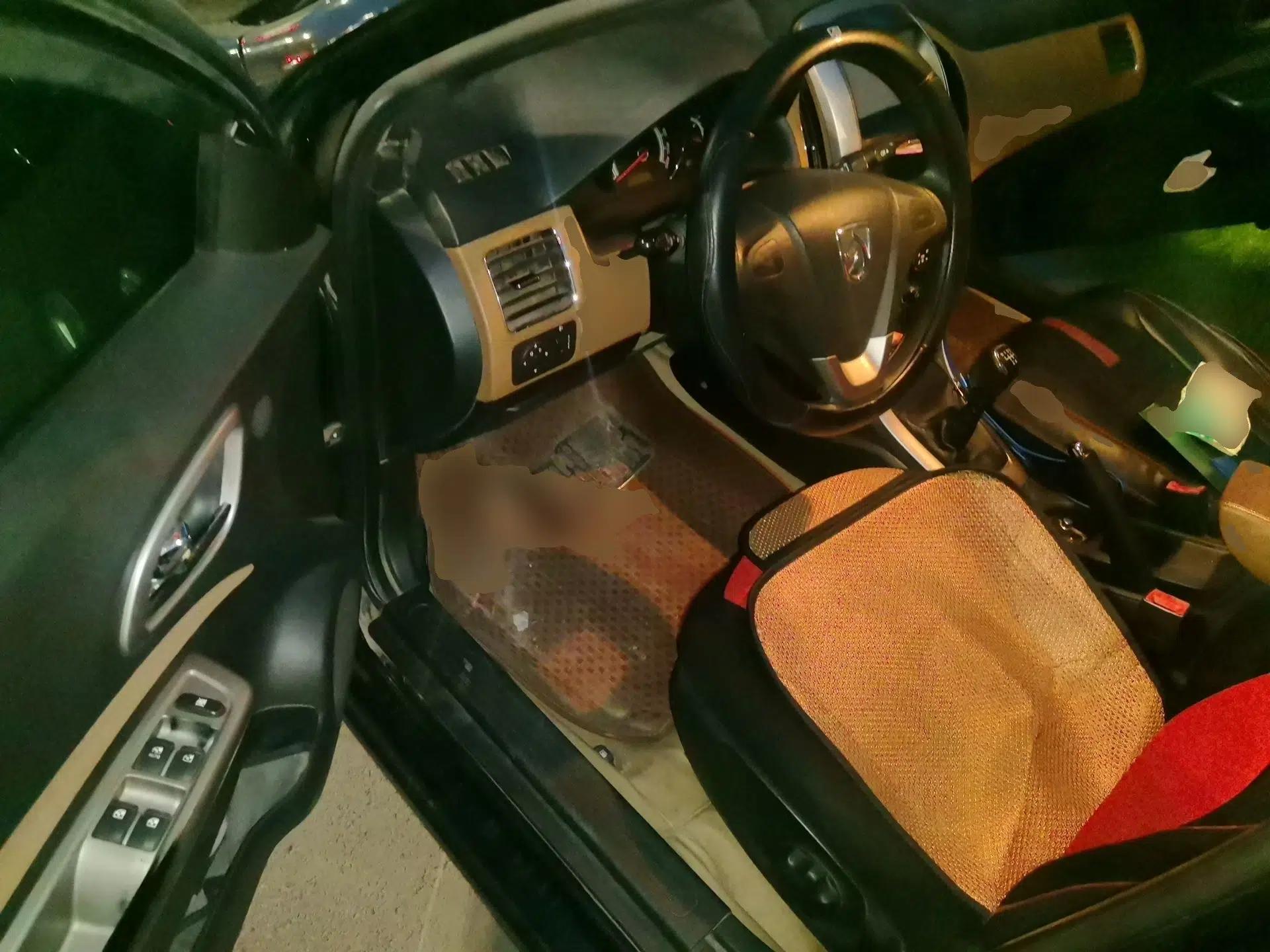 Baojun 630 2013 1.5L manual Comfort trim — миниатюра 17