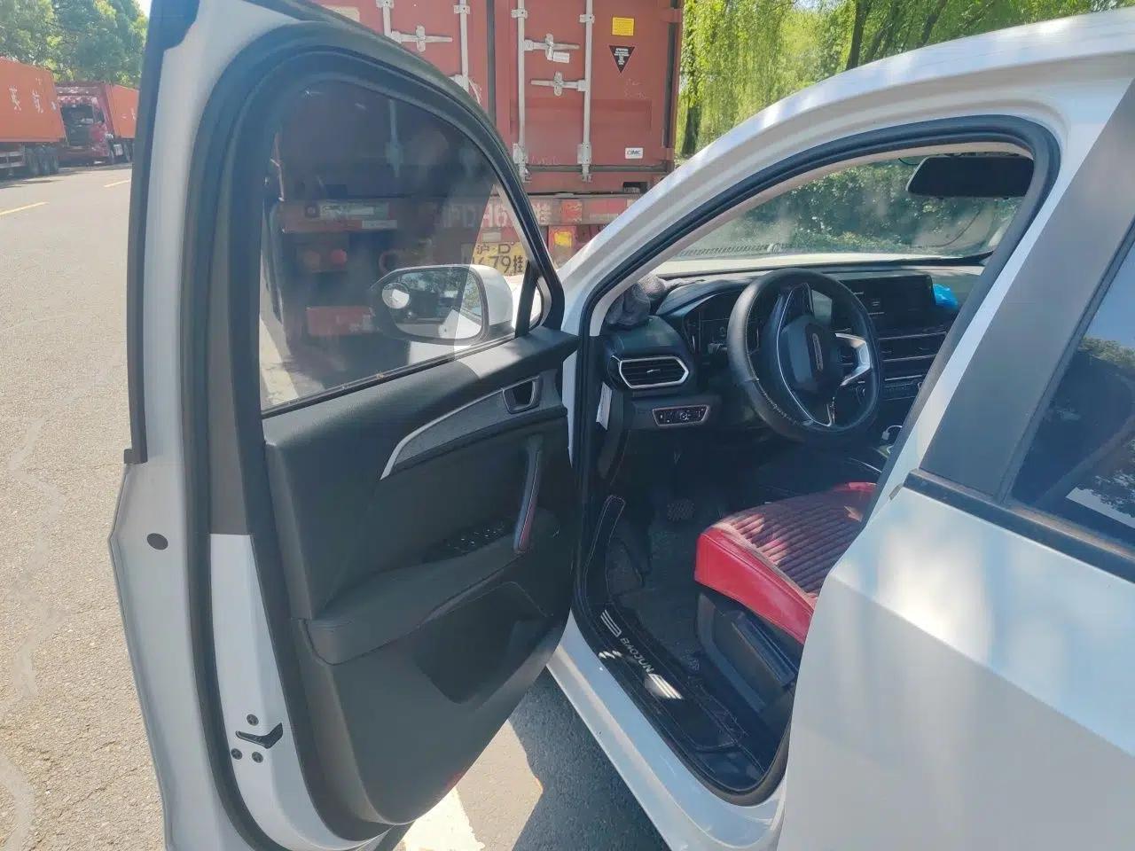 Baojun RS-5 2019 1.5T CVT Super Connected Trendy Edition China VI — миниатюра 17