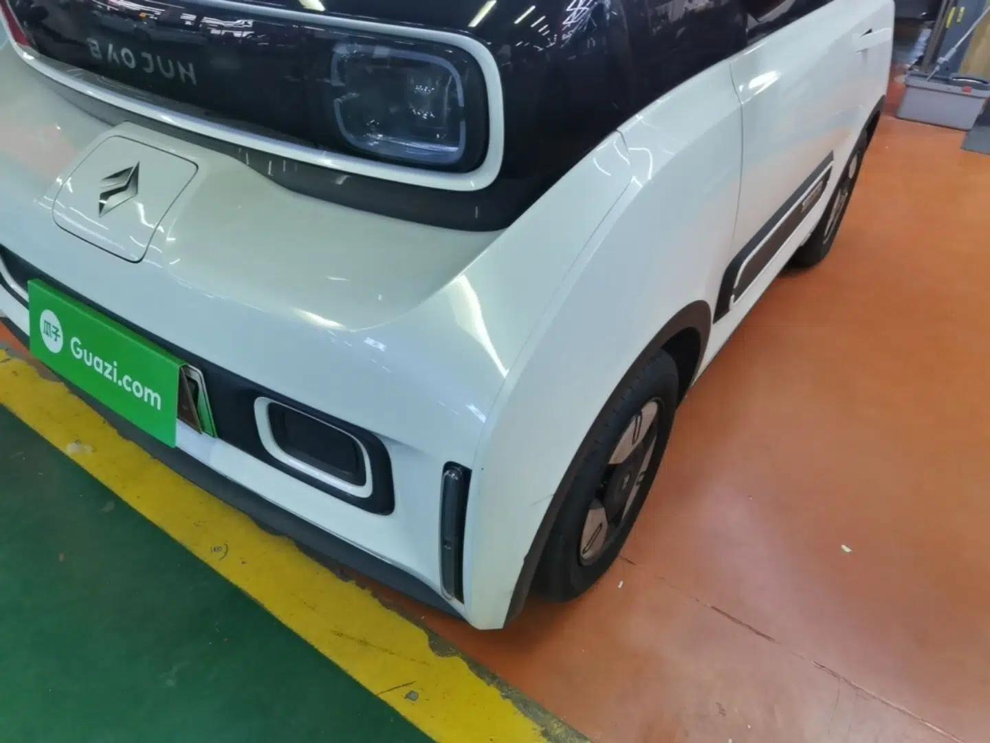 Baojun E300 2020 Starry Intelligence Edition — миниатюра 9