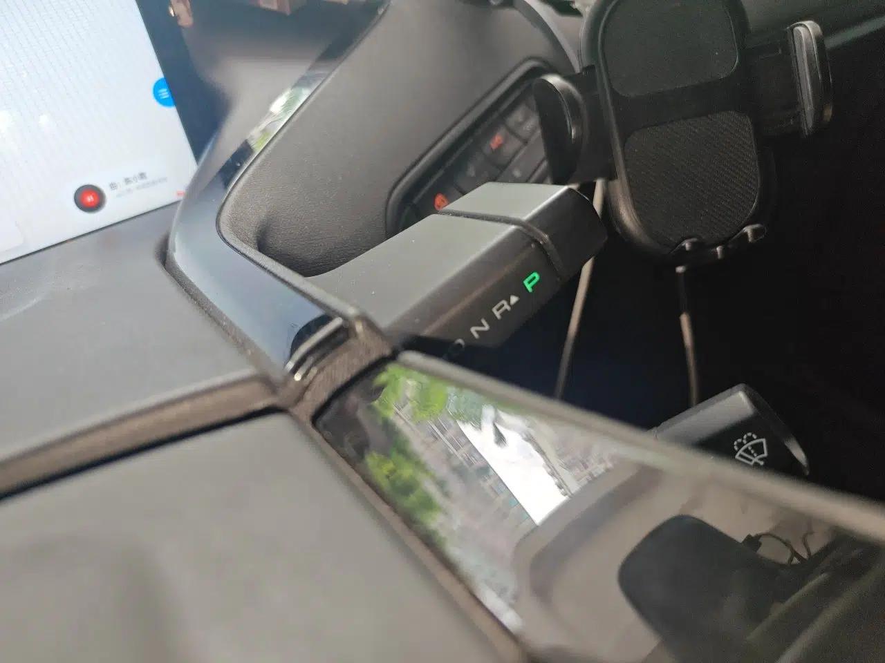 Baojun E300 2020 Plus Interstellar Smart Edition — миниатюра 15