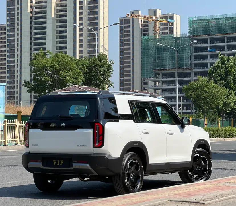 BAIC Off-Road BJ30 2024 1.5T Magic Electric Drive Advanced Version — миниатюра 6