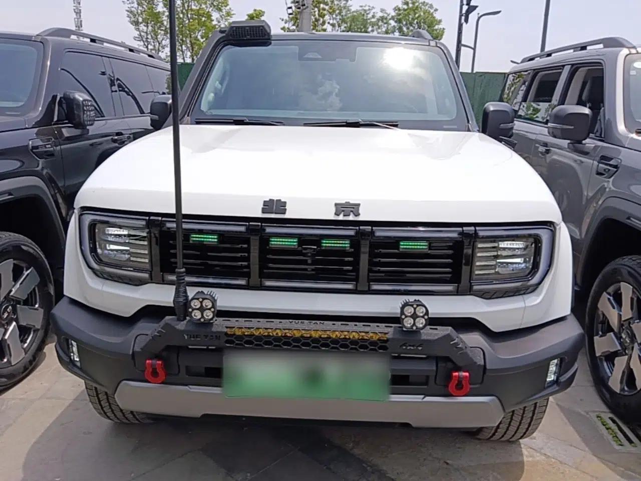 BAIC Off-Road BJ40 Electric Drive 2025 Standard Edition — миниатюра 2