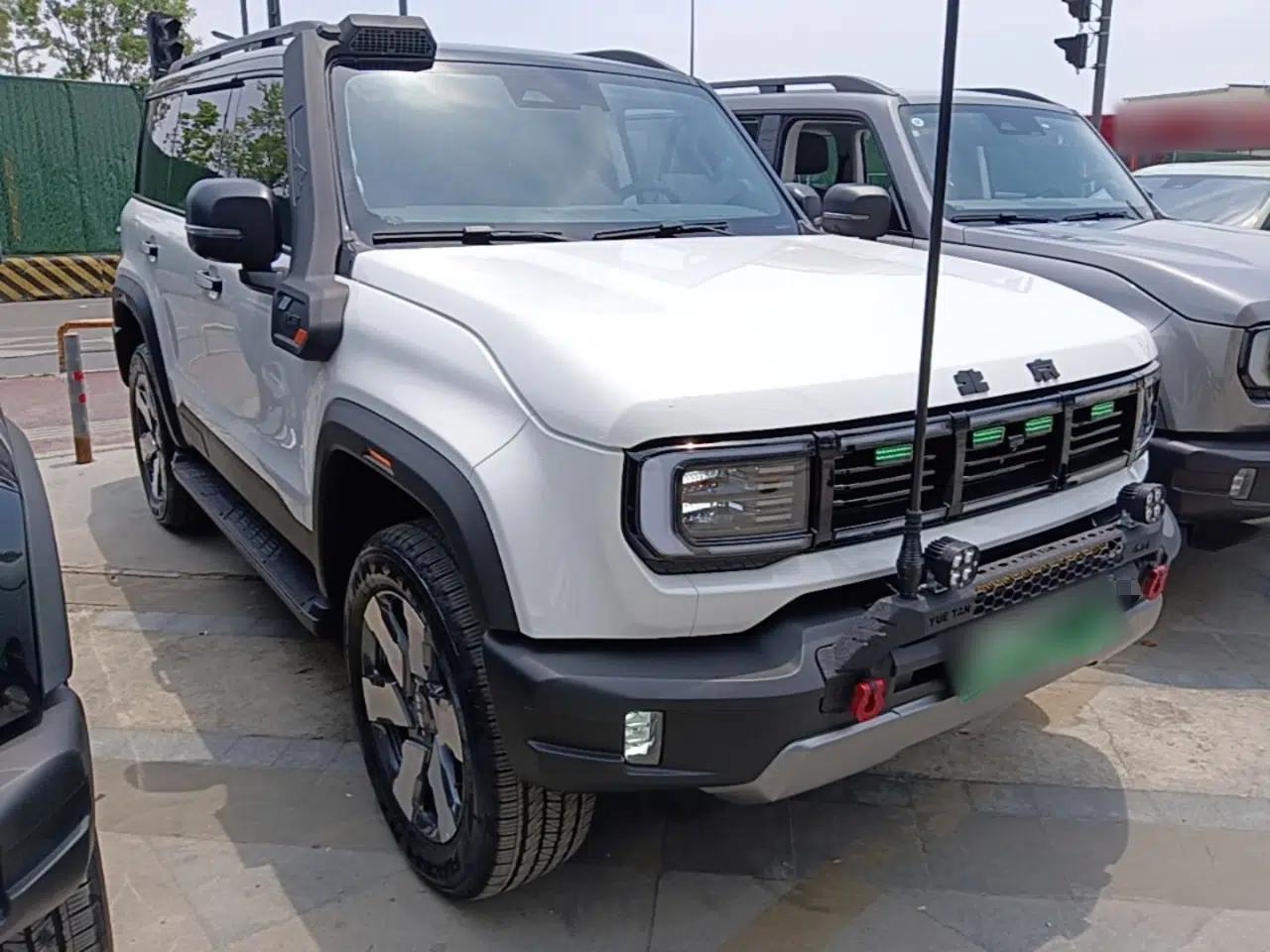 BAIC Off-Road BJ40 Electric Drive 2025 Standard Edition — миниатюра 3
