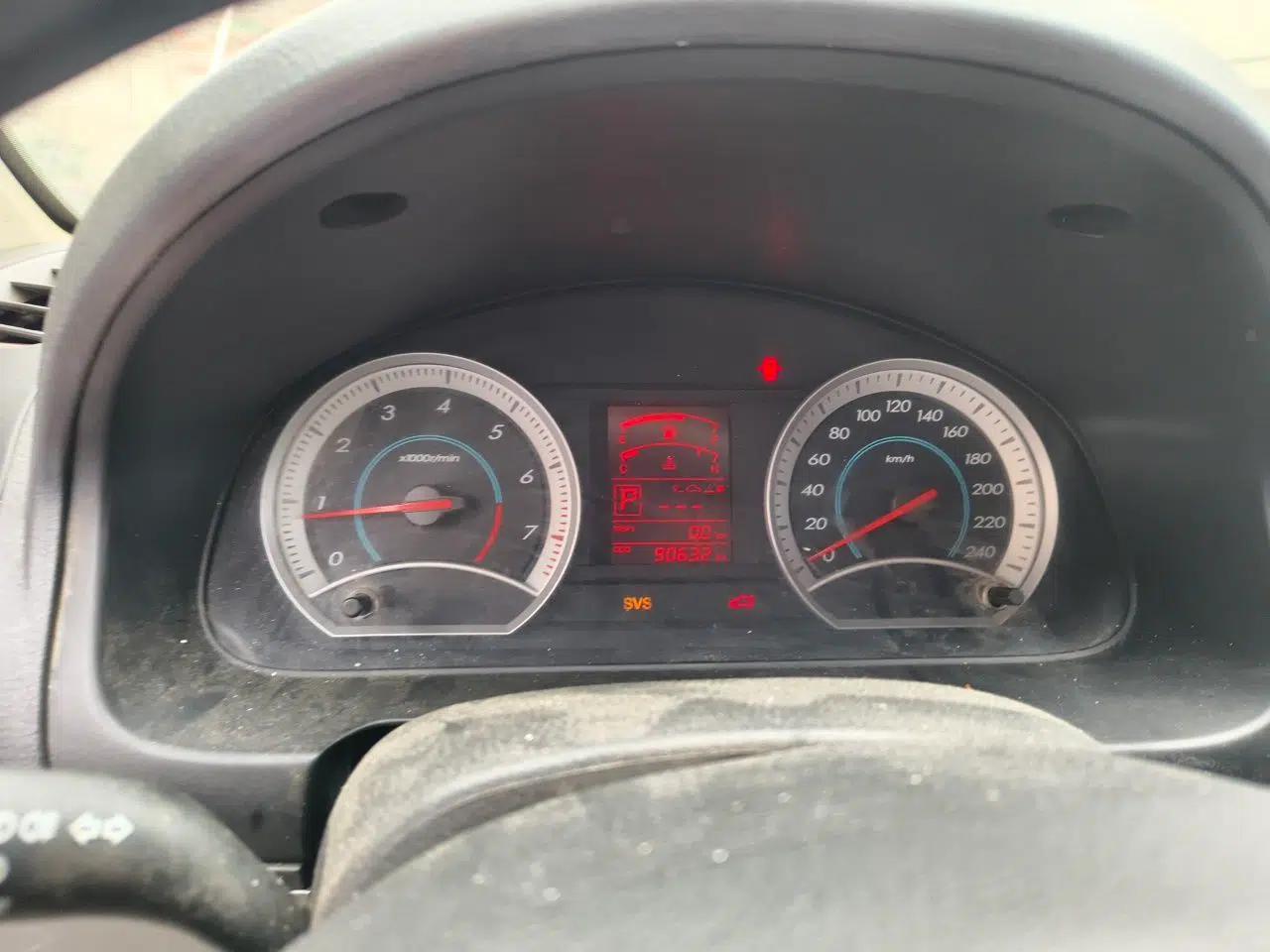 Bestune B50 2012 1.6L automatic with sunroof — миниатюра 12