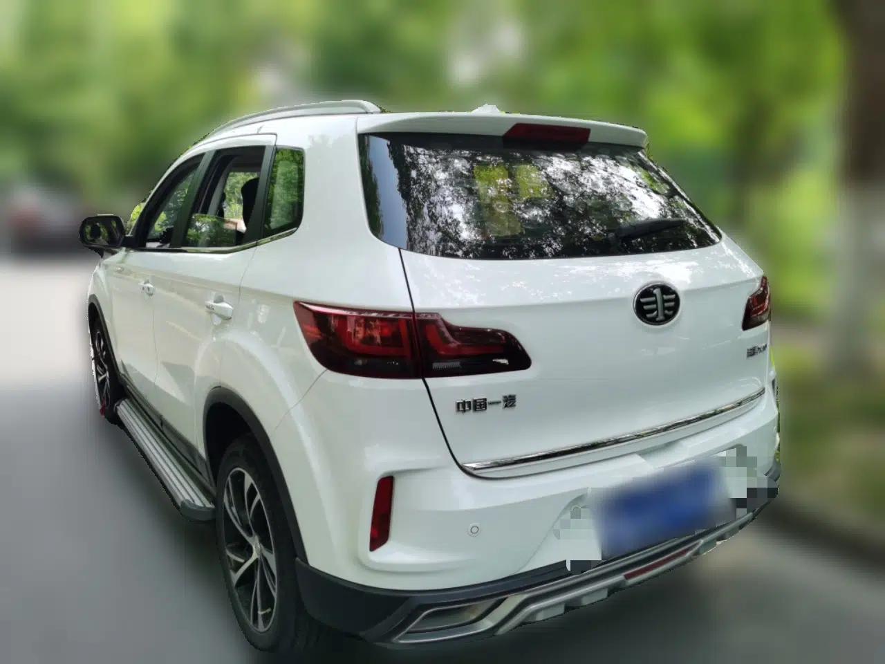 Bestune X40 2019 1.6L Manual Luxury Edition China VI — миниатюра 4