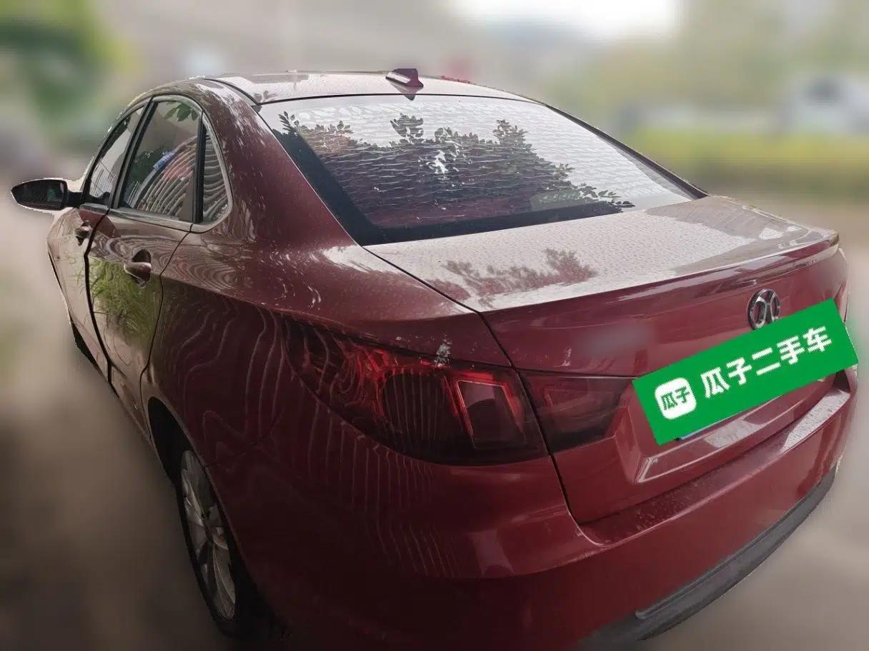 BAIC Senova D50 2015 1.5L Manual Comfort Value Navigation Edition — миниатюра 4