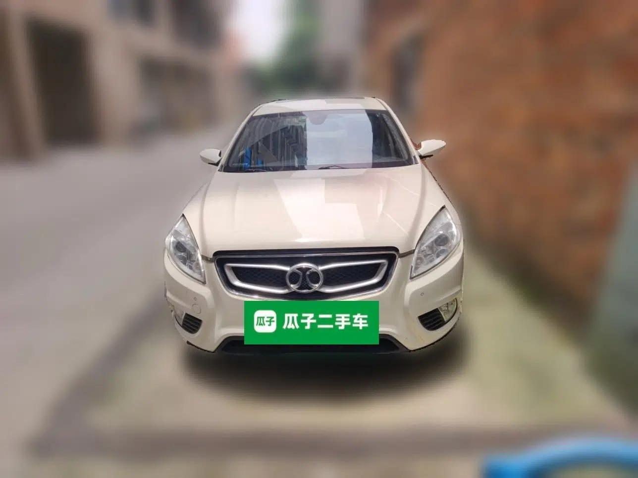 BAIC Senova D50 2014 1.5L manual comfort version — миниатюра 2