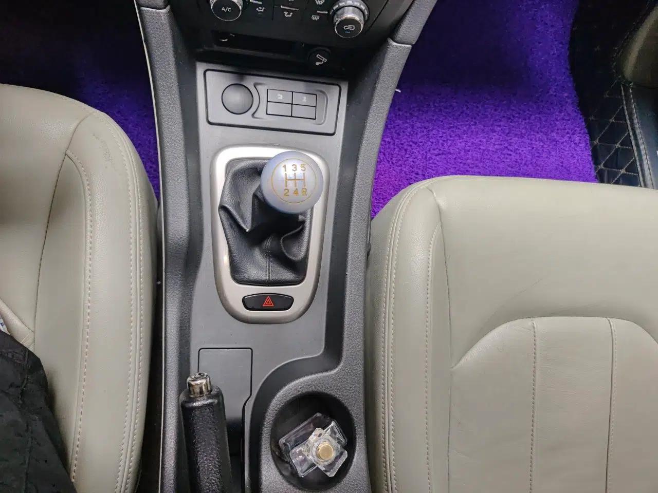 BAIC Senova D50 2014 1.5L manual comfort version — миниатюра 15