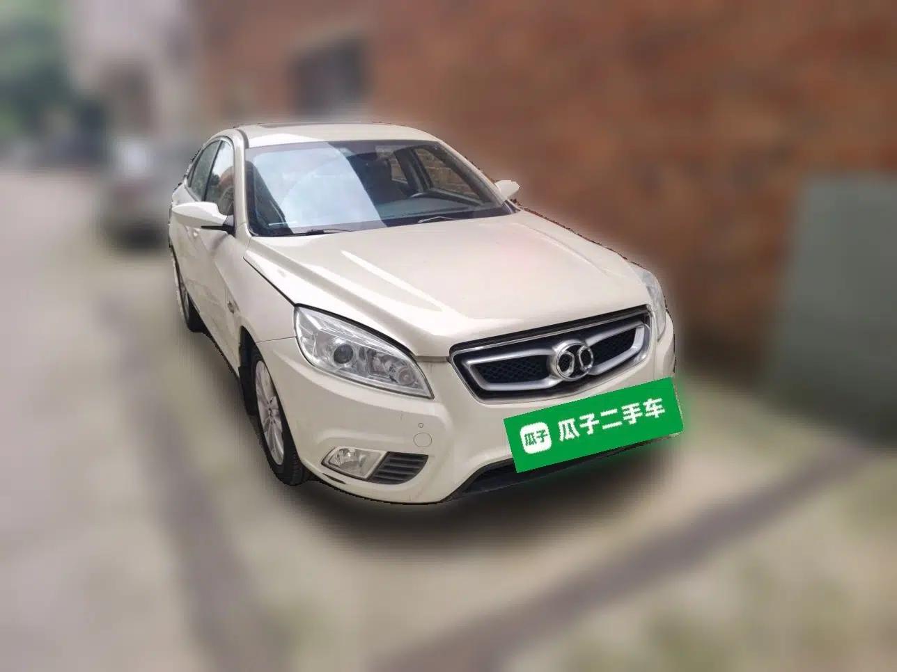 BAIC Senova D50 2014 1.5L manual comfort version — миниатюра 3