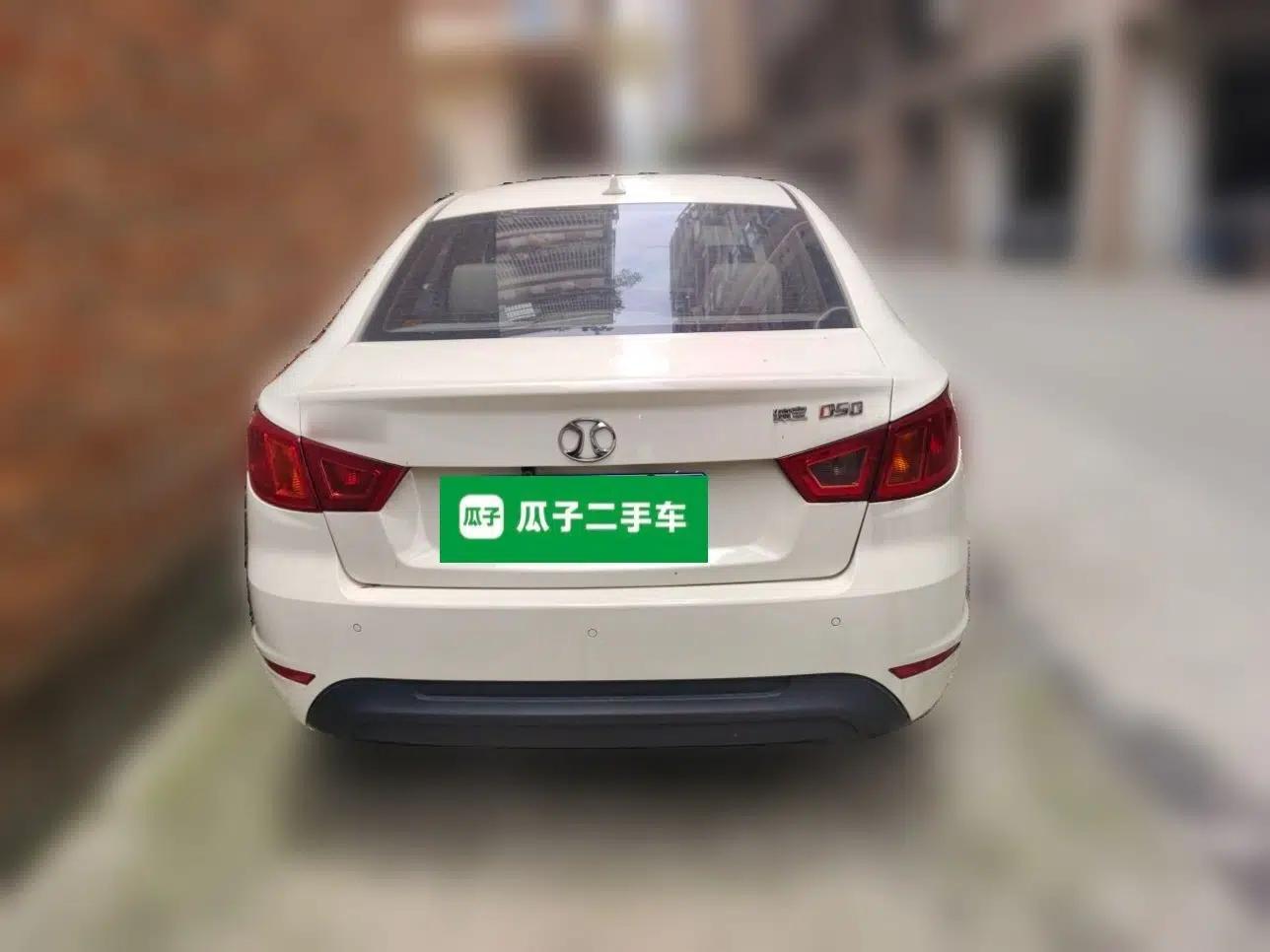 BAIC Senova D50 2014 1.5L manual comfort version — миниатюра 5